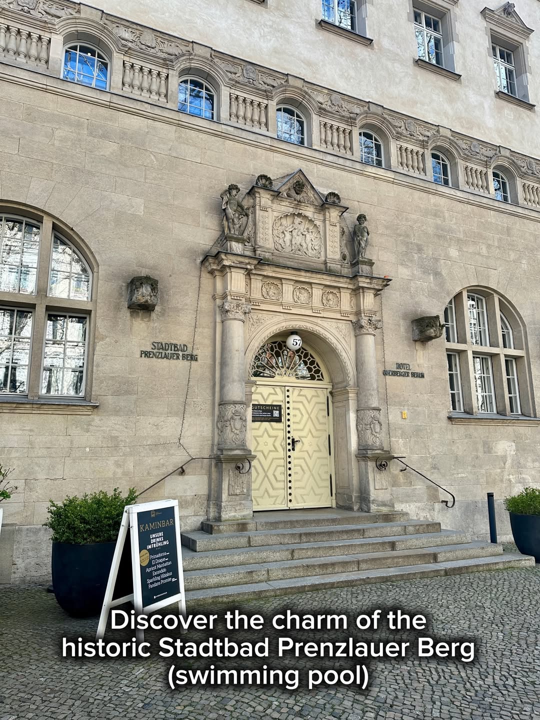 Discover the charm of the historic Stadtbad Prenzlauer Berg (swimming pool)